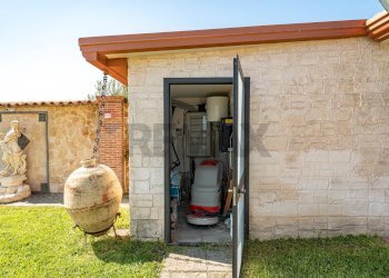 Casa all\'aperto - Villa Via Della Fresia
 
16, Catania - foto 8