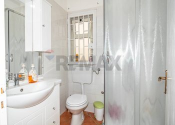 Bagno - Villa Via Della Fresia
 
16, Catania - foto 15