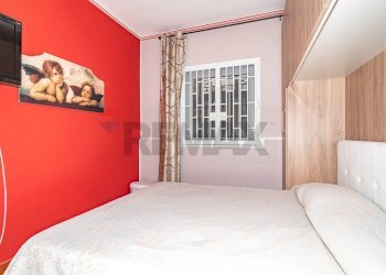 Camera / camera da letto - Villa Via Della Fresia
 
16, Catania - foto 16