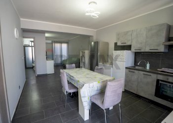 Sala da pranzo - Villa Viale Azzurro/C.da Agnone Marina
 
27, Augusta - foto 15