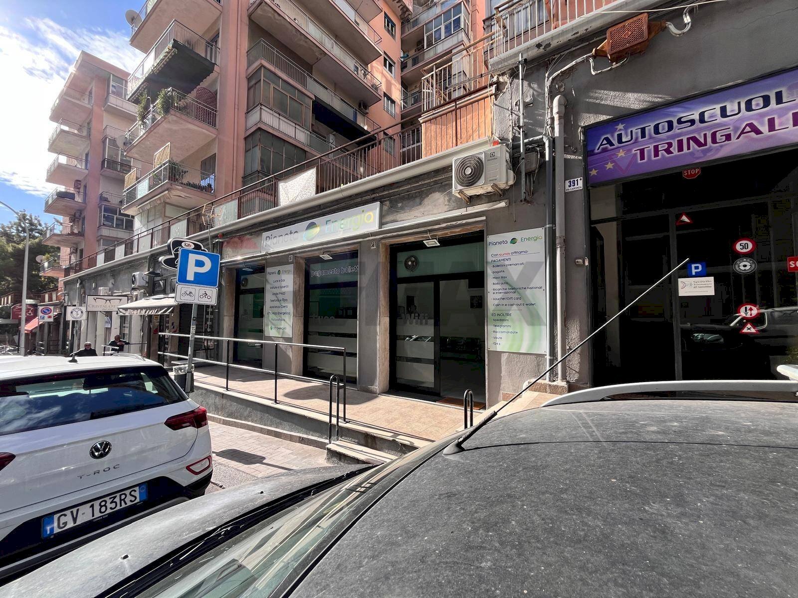 Edificio all\'aperto - Locale Commerciale Via Caronda
 
385, Catania - foto 1