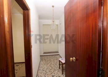 Hall / corridoio - Casa semi indipendente ALESSANDRO VOLTA
 
11, Santa Venerina - foto 3