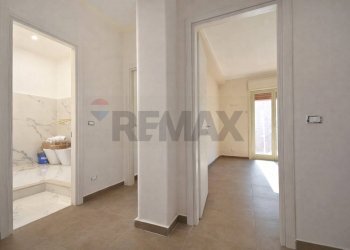 Hall / corridoio - Appartamento Via Palermo
 
108, Catania - foto 11