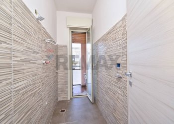 Hall / corridoio - Appartamento Via Palermo
 
108, Catania - foto 14