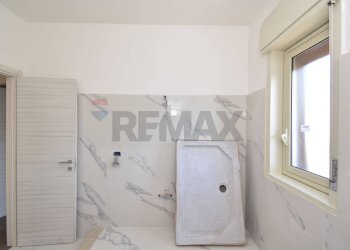 Bagno - Appartamento Via Palermo
 
108, Catania - foto 20