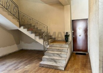 Scale - Quadrilocale s' nicolo
 
458, Misterbianco - foto 19