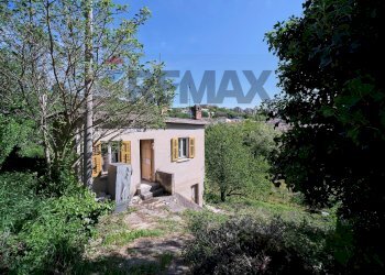 Casa all\'aperto - Casa indipendente Via dei Vergottini
 
19, Trieste - foto 1
