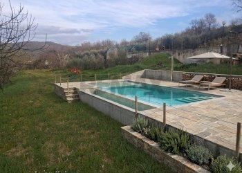 Piscina - Villa loc.bagnoro
 
77/a, Arezzo - foto 2