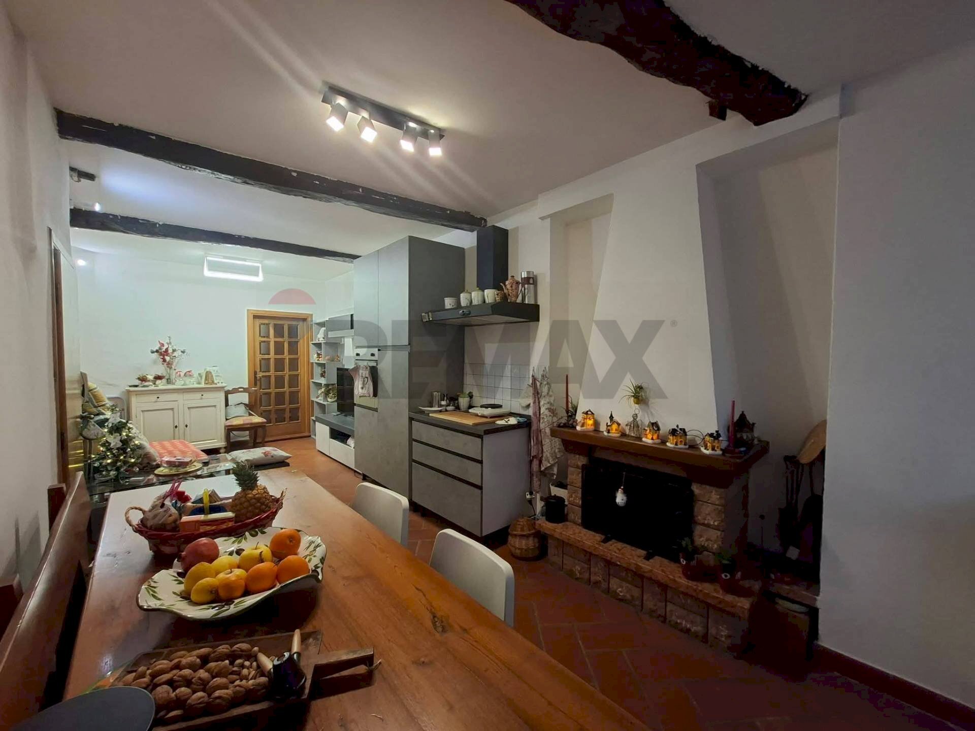 Sala da pranzo - Trilocale Corso V Veneto
58, Figline e Incisa Valdarno - foto 2