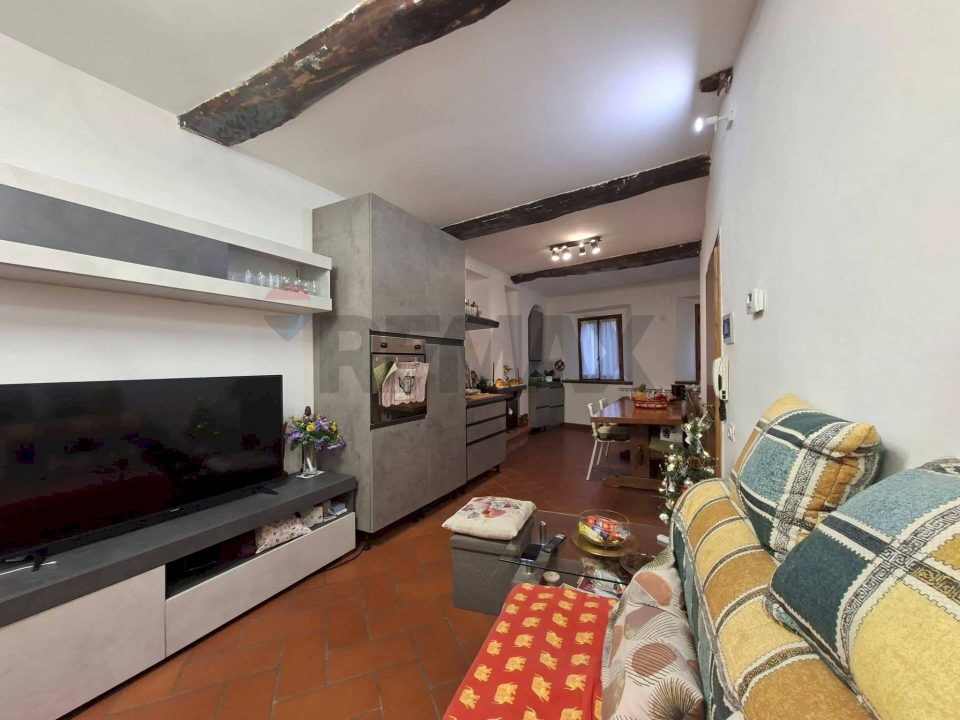 Sala da pranzo - Trilocale Corso V Veneto
58, Figline e Incisa Valdarno - foto 3