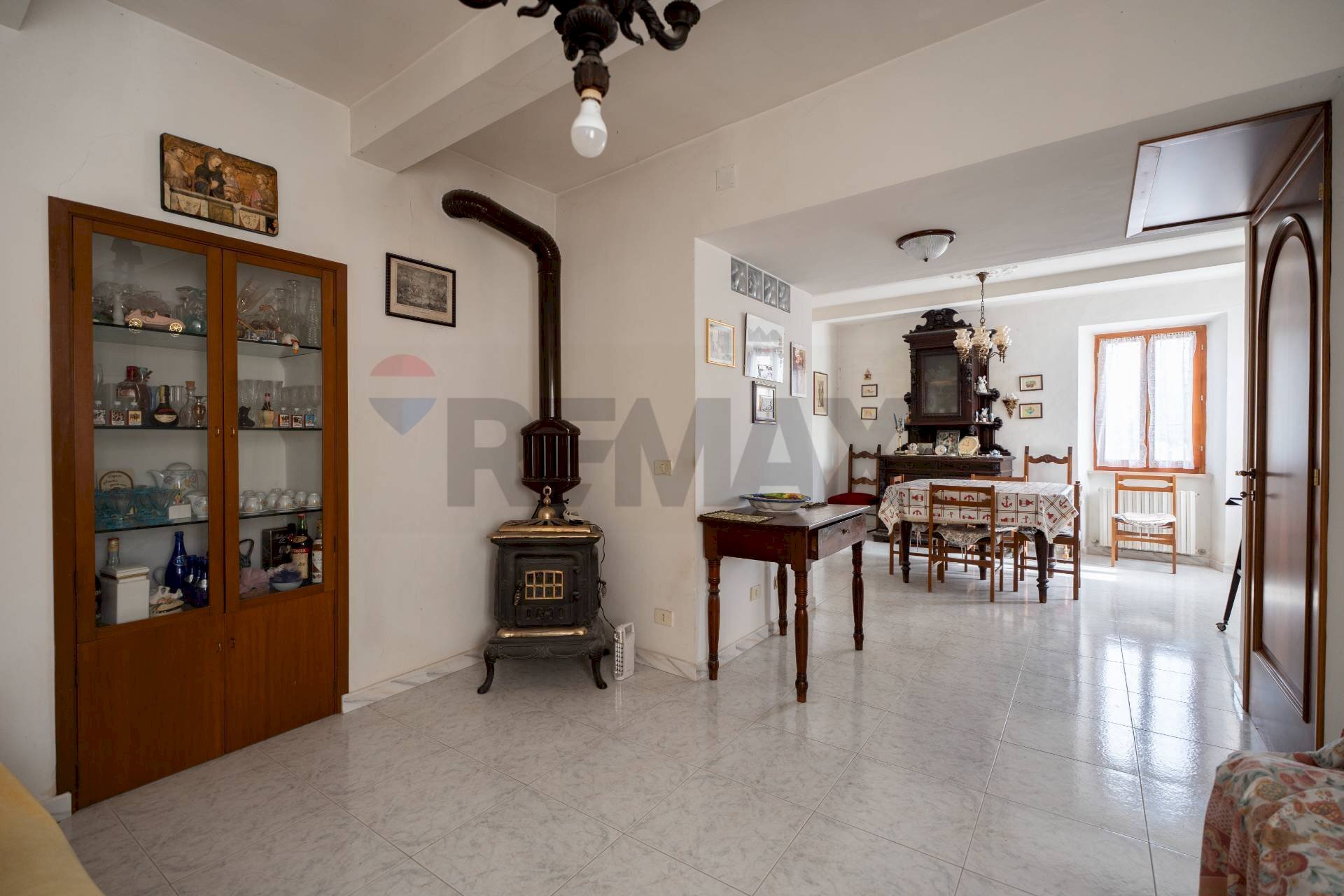 Soggiorno - Casa semi indipendente Via Giacomo Matteotti
 
183, Cupramontana - foto 2