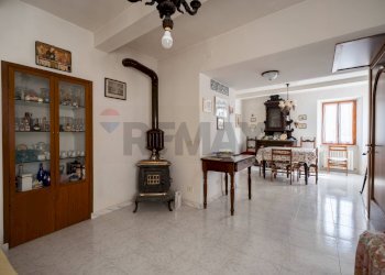 Soggiorno - Casa semi indipendente Via Giacomo Matteotti
 
183, Cupramontana - foto 2