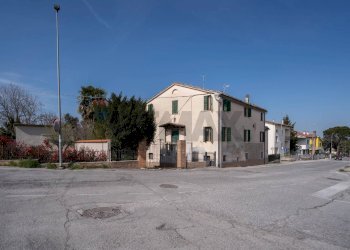 Edificio all\'aperto - Casa semi indipendente Via Giacomo Matteotti
 
183, Cupramontana - foto 39