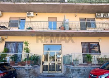 Edificio all\'aperto - Four-room apartment VIA AMEDEO GIUSTINI
 
12, Castelnuovo di Porto - photo 6