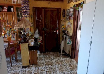 Hall / corridoio - Four-room apartment VIA AMEDEO GIUSTINI
 
12, Castelnuovo di Porto - photo 18