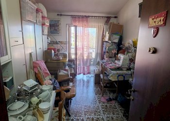 Camera / camera da letto - Four-room apartment VIA AMEDEO GIUSTINI
 
12, Castelnuovo di Porto - photo 24