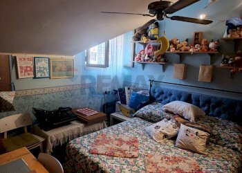 Camera / camera da letto - Four-room apartment VIA AMEDEO GIUSTINI
 
12, Castelnuovo di Porto - photo 27