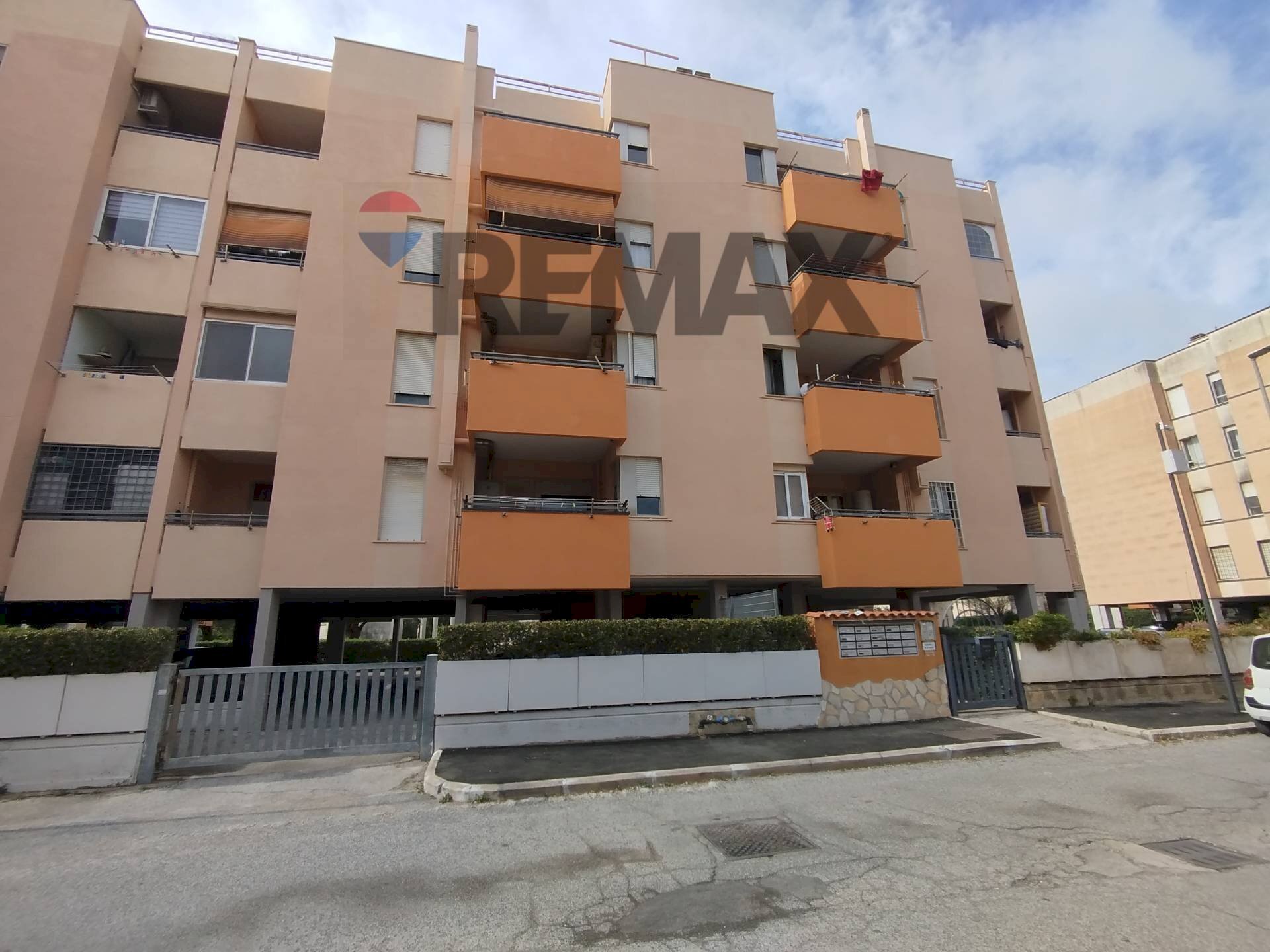 Edificio all\'aperto - Bilocale via dei pesci
 
8, Anzio - foto 3
