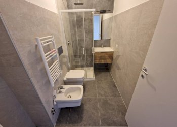 Bagno - Bilocale via Triboniano
 
133, Milano - foto 15