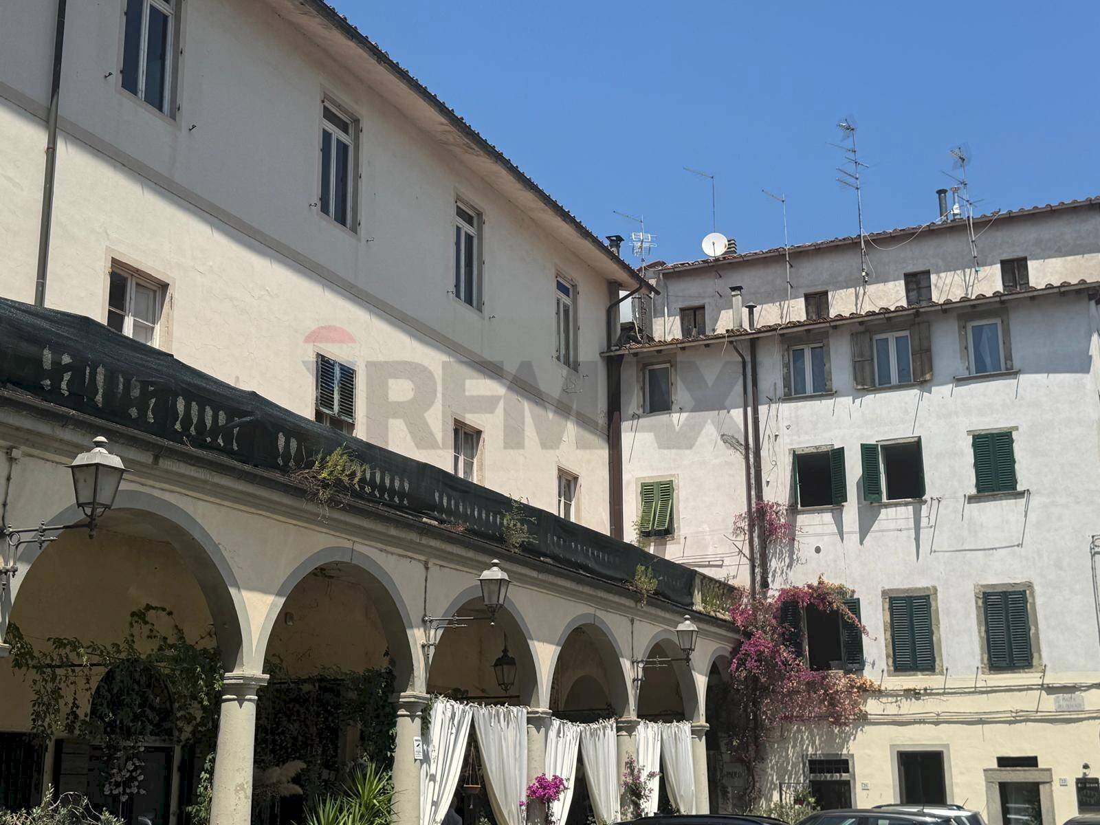 Edificio all\'aperto - Attico Pescia - foto 2