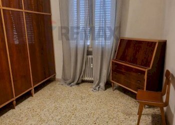 Camera / camera da letto - Apartment via mario ingrellini
 
452, Lucca - photo 9