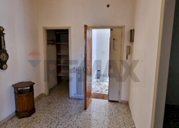 Hall / corridoio - Apartment via mario ingrellini
 
452, Lucca - photo 11