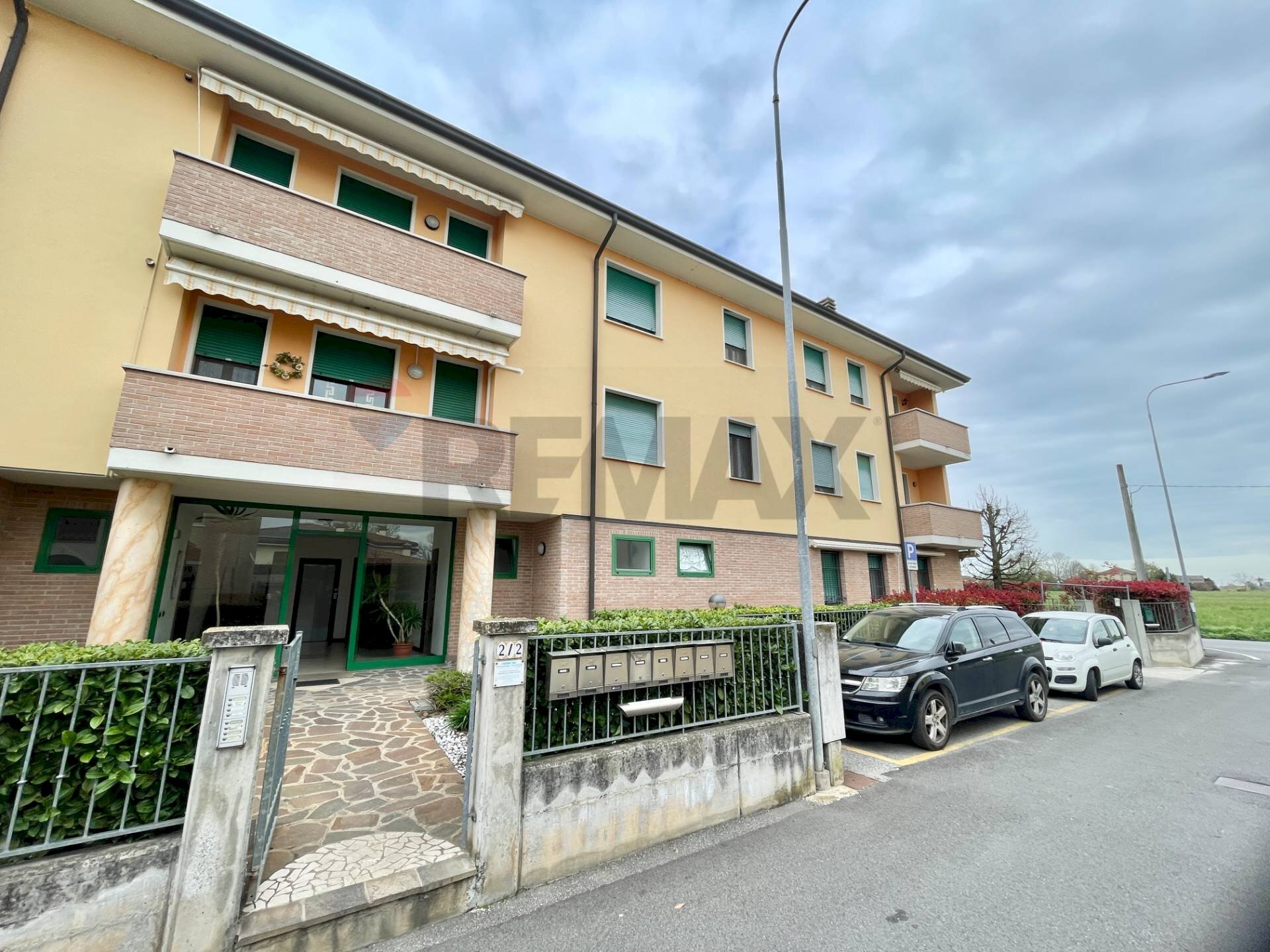Facciata condominio - Appartamento VIA PRIMA LEGA CONTADINA
 
2/2, Suzzara - foto 2