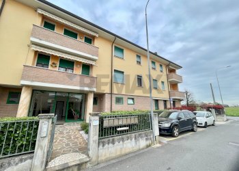 Facciata condominio - Appartamento VIA PRIMA LEGA CONTADINA
 
2/2, Suzzara - foto 2
