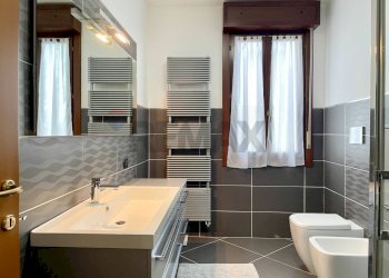 Bagno principale - Appartamento VIA PRIMA LEGA CONTADINA
 
2/2, Suzzara - foto 15