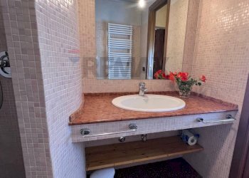 Bagno - Quadrilocale Via Guglielmo Marconi
 
71, Firenze - foto 16