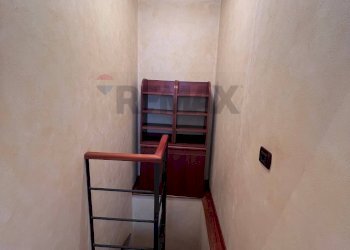 Hall / corridoio - Quadrilocale Via Guglielmo Marconi
 
71, Firenze - foto 24