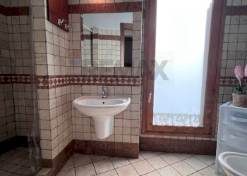 Bagno - Quadrilocale Via Guglielmo Marconi
 
71, Firenze - foto 32