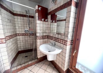 Bagno - Quadrilocale Via Guglielmo Marconi
 
71, Firenze - foto 14