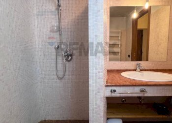 Bagno - Quadrilocale Via Guglielmo Marconi
 
71, Firenze - foto 19