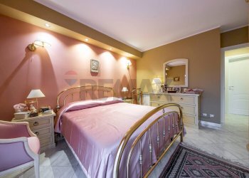 Camera / camera da letto - Appartamento Via Ignazio Urso
 
11, Aci Catena - foto 19