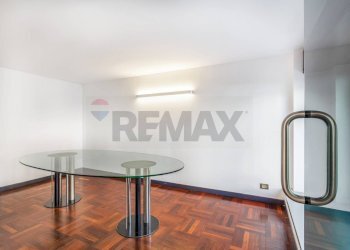 Sala da pranzo - Office VIA DOMENICHINO
 
7, Milano - photo 5