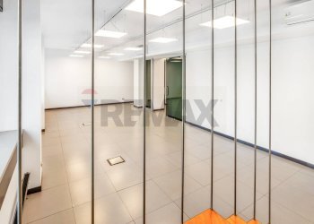 Stanza vuota - Office VIA DOMENICHINO
 
7, Milano - photo 8