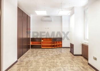 Hall / corridoio - Office VIA DOMENICHINO
 
7, Milano - photo 12