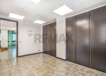 Stanza vuota - Office VIA DOMENICHINO
 
7, Milano - photo 14