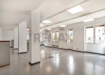 Stanza vuota - Office VIA DOMENICHINO
 
7, Milano - photo 19