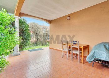 Portico coperto - Casa semi indipendente VIA ALDO MORO
 
1, Settala - foto 8