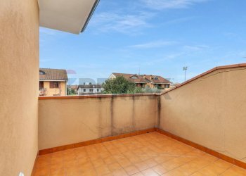 Balcone primo piano - Casa semi indipendente VIA ALDO MORO
 
1, Settala - foto 16