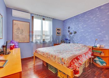 Camera matrimoniale - Casa semi indipendente VIA ALDO MORO
 
1, Settala - foto 18