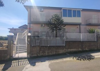 Casa all\'aperto - Appartamento viale Don Luigi Sturzo
 
6, Buscemi - foto 2