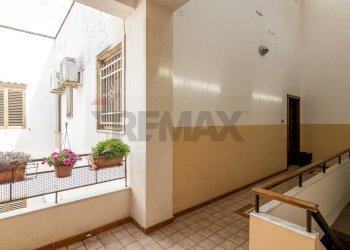 Balcone - Quadrilocale Via Pindaro
 
58, Siracusa - foto 4