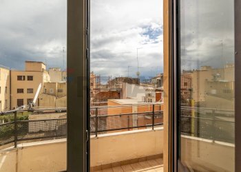 Balcone - Quadrilocale Via Pindaro
 
58, Siracusa - foto 5