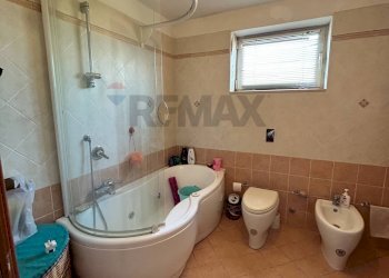 Bagno - Appartamento Via Delle Mimose
 
2, Rosolini - foto 4