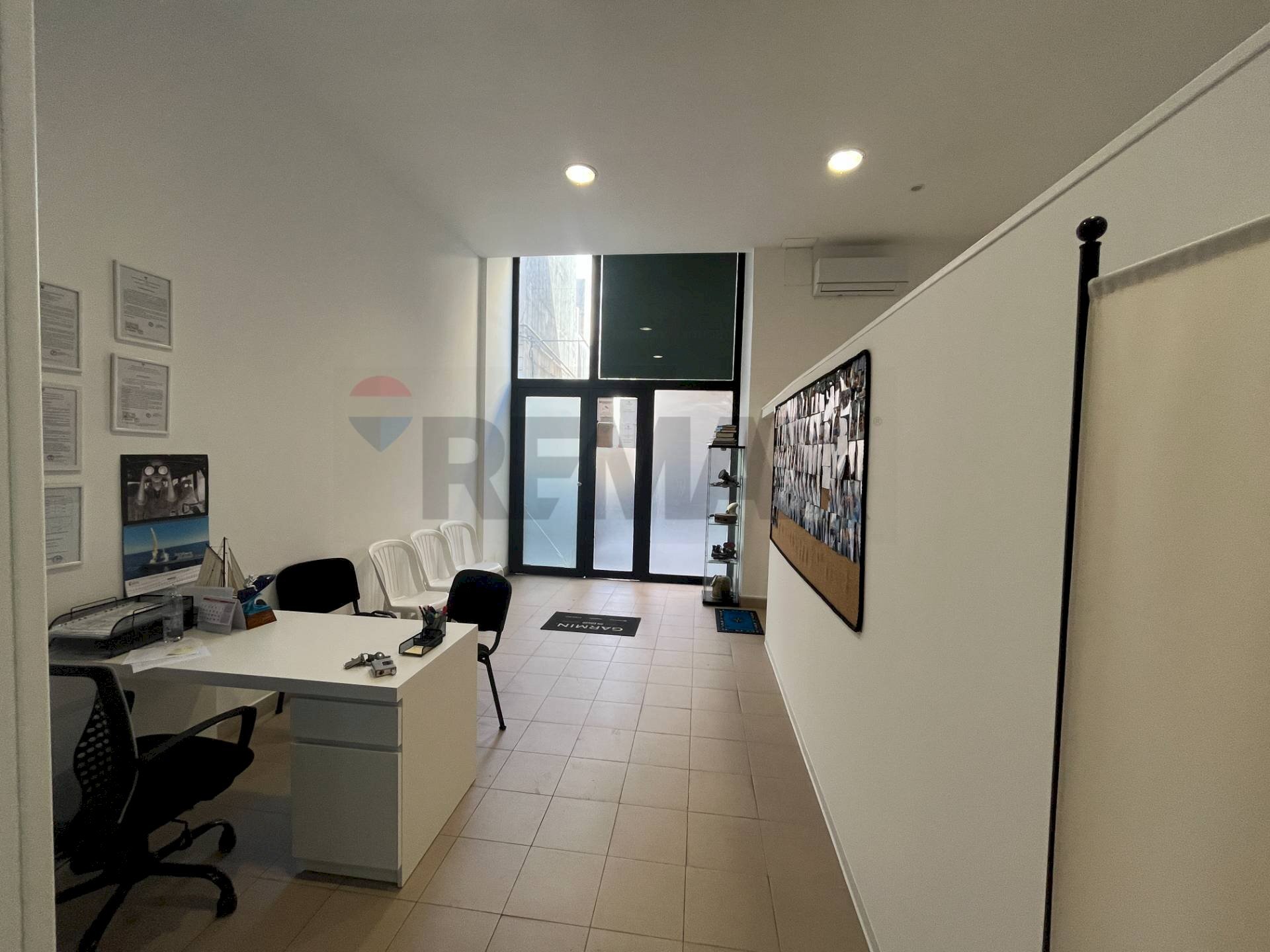 Ufficio - Commercial Activity VIA ESCHILO
 
8, Siracusa - photo 1