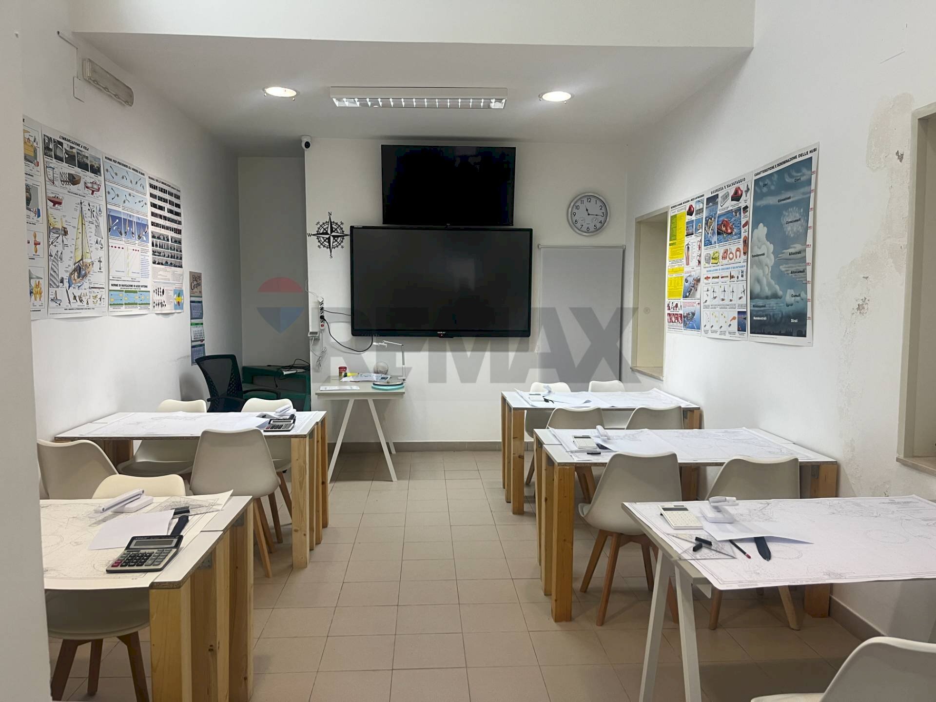Sala da pranzo - Commercial Activity VIA ESCHILO
 
8, Siracusa - photo 1
