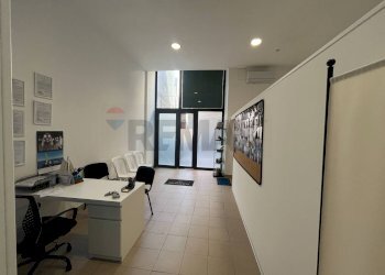 Ufficio - Commercial Activity VIA ESCHILO
 
8, Siracusa - photo 1